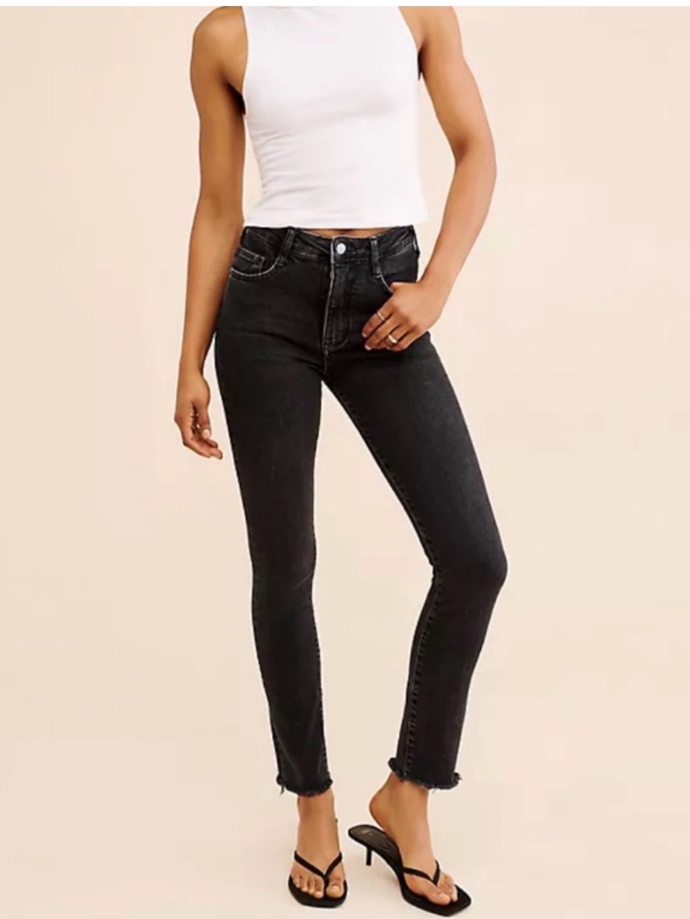 Pilcro Anthropologie Cigarette Jeans Black Raw Hem Size 27 Slim Straight
